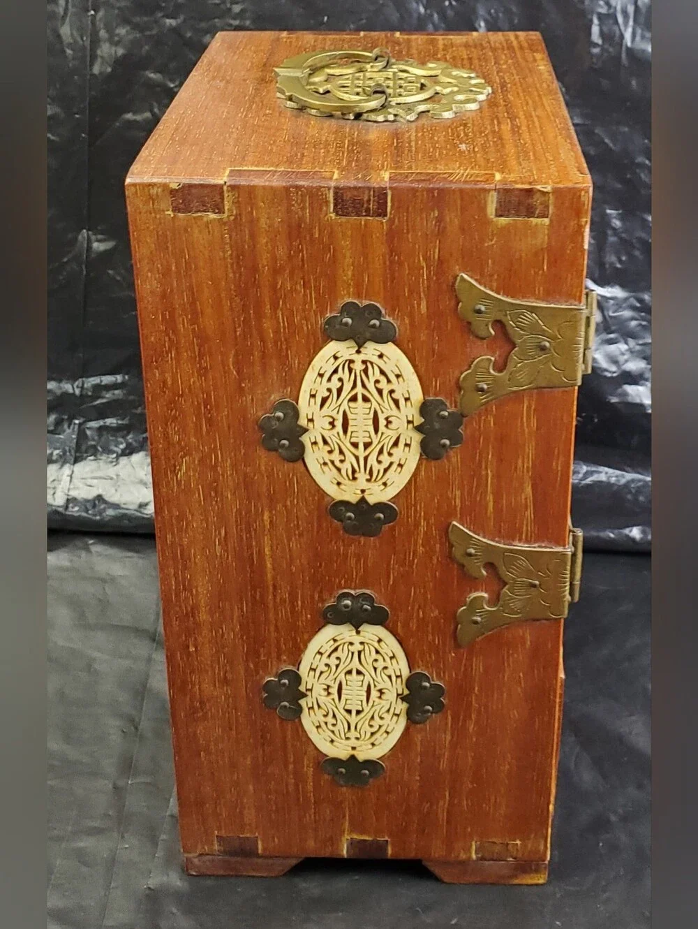Vintage pre owned